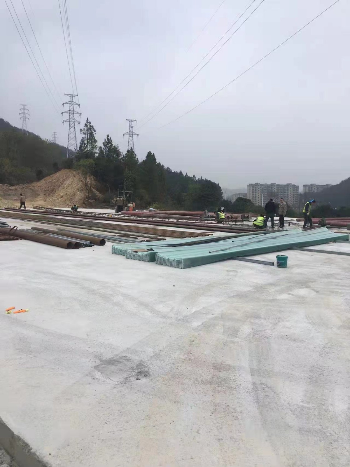 江西存量垃圾處理設(shè)備租賃及運(yùn)行管理順利完成，此路段順利通車。